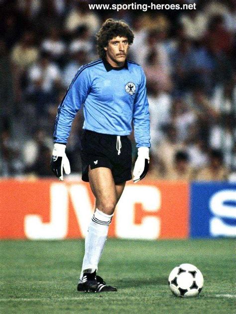 Toni schumacher almanya'den eski futbolcu kaleci son kulüp: Harald Schumacher - Alchetron, The Free Social Encyclopedia