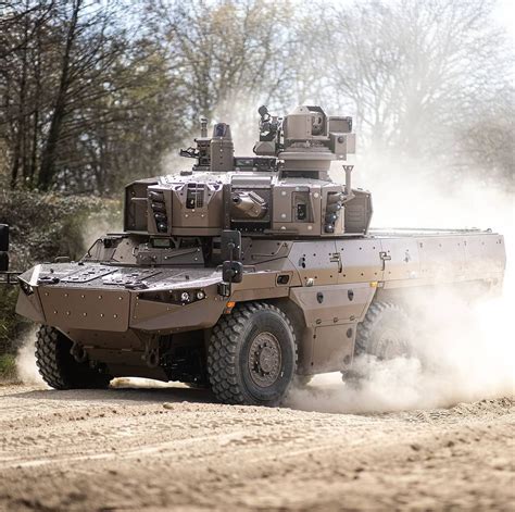 France s Jaguar armored reconnaissance vehicle is one dапɡeгoᴜѕ armored