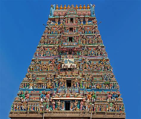 Kapaleeshwarar Temple Place For Vacations