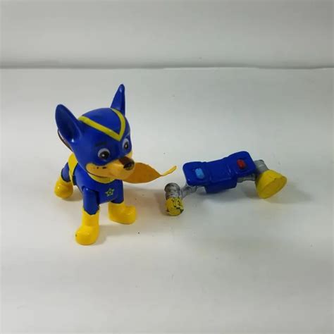 Paw Patrol Chase Super Pups Figure With Cape And Removable Pack Htf