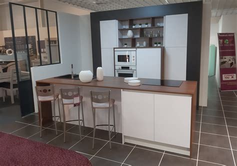 Meuble de salle à manger; Meubles Petit | You