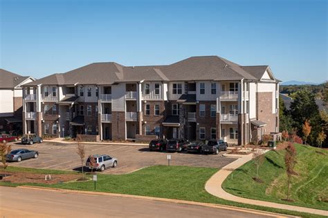 Search by amenities · sort by price, beds, etc. Overlook @ Farragut Apartments For Rent in Knoxville, TN ...