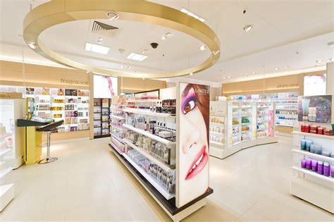 Elegant Cosmetic Skincare Shop Display Retail Showcase With Acrylic Logo