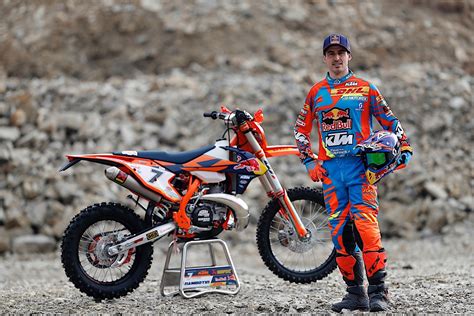 Ktm Enduro Racing Team Is Ready For 2017 Season Autoevolution