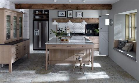 However, not many think about the type of finish. Broadoak Rye Kitchen by Elite Trade and Contract Kitchens Ltd