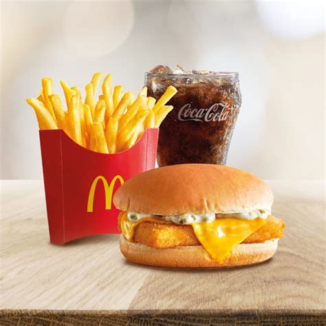 Also get prices for happy meals, extra value meal and breakfast menu. McDonald's Malaysia 10.10 Sale: RM10 Off Your Favourite Meals