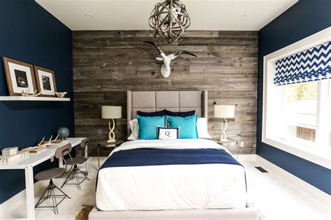 It's fitting for the environment, and speaks to all the other accent. Deep Blue Bedroom Inspiration for 2018 - Master Bedroom Ideas