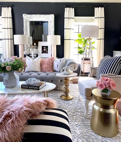 10 Feminine Living Room Decor Ideas For A Chic Home