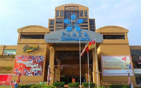 Plaza alam sentral is shah alam's favourite and largest retail destination. 8 Lokasi Popular Untuk Beli Baju Raya 'Last Minute'