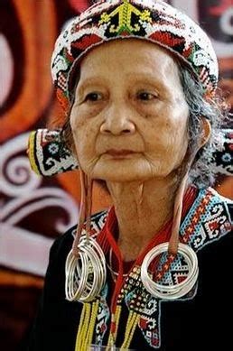 Gambar tersebut bisa anda unduh langsung, caranya silahkan klik p. 6 Suku paling unik dan aneh di dunia ~ Capunkshare