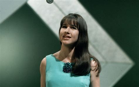 Judith Durham Lead Singer With The Seekers Whose Bell Like Voice