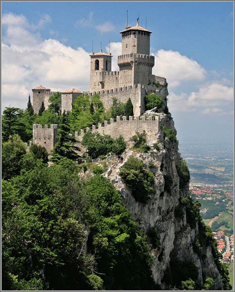 San Marino Castle San Marino Beautiful Castles Places To Visit
