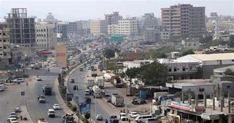 اليمن يتبع ظله والمجد يمشي في ركابه كناية عن نسبة