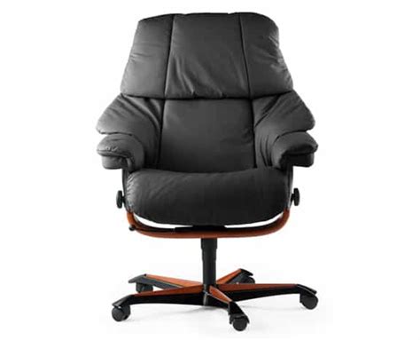 Stressless chairs with balance adapt technology automatically adjust to your body's tiniest movement and the soft rocking movement increases your comfort in all positions. Best Price on Stressless Reno Ergonomic Office Chair
