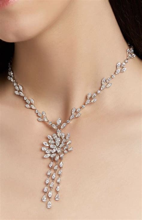 Diamond Necklace Set Design Flower Diamond Necklace For Women