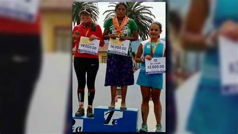 mexican tarahumara woman wins ultramarathon in sandals