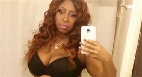 Too Hot For Tv Skyy Black Flaunts Amazing Cleavage In Selfie Photo