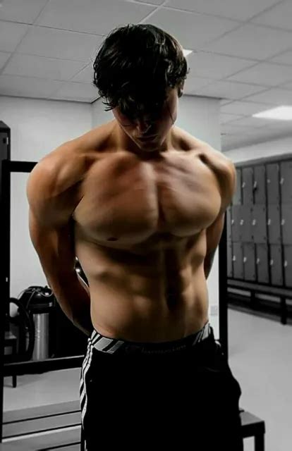 Shirtless Male Muscular Body Flexing Jock Gym Jock Chest Beefcake Photo 4x6 B47 Eur 401
