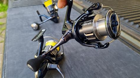NEW SHIMANO TWINPOWER XD 3000HG UNBOXING Size Comparison 3000hg VS