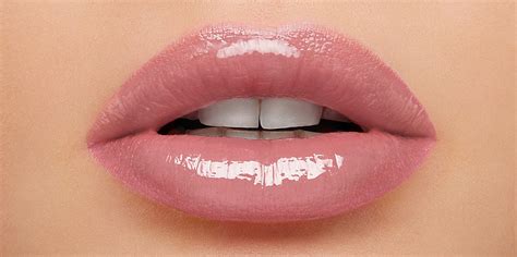 The Lip Gloss Worn In The 60s 70s 80s 90s Lancôme