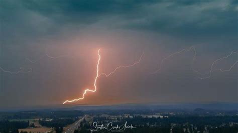 Thunderstorms Dry Lightning Create Wildfire Risk In Western Washington