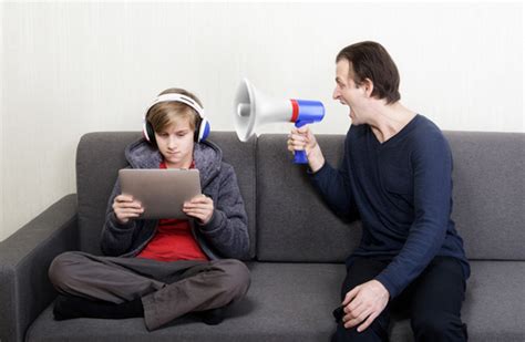 5 Secrets To Master The Art Of Communicating With Teens