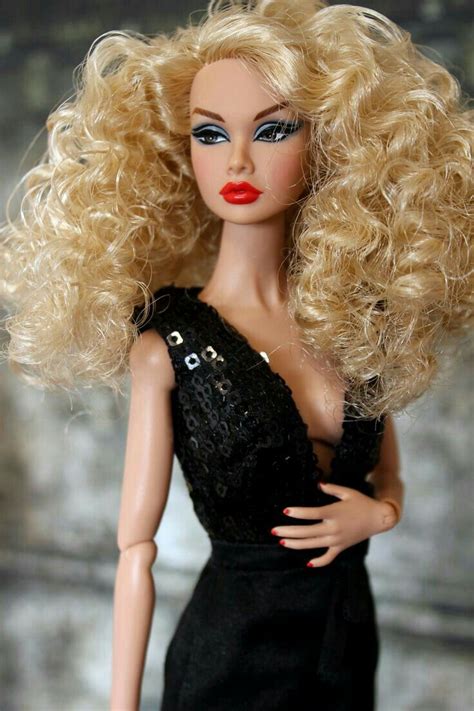 Pin De Forouzan Ameri Em Doll Vestidos Vestido Barbie Bonecas Barbie