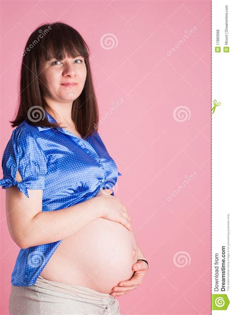 Portrait Der Schönen Schwangeren Frau Stockfoto Bild von erwartung jung