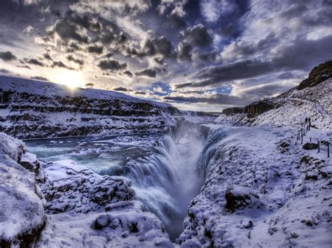 Gullfoss Frozen Waterfall Iceland Photo On Sunsurfer Nature Photos
