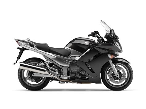 The fjr1300 is not intended for novice or inexperienced riders..from the yamaha canada website. FJR1300 (2000 - 2005) review | Visordown