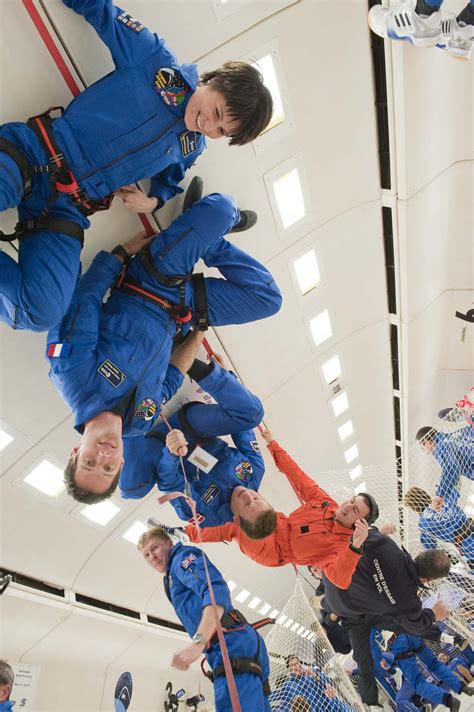Esa Esa Astronauts During Parabolic Flight