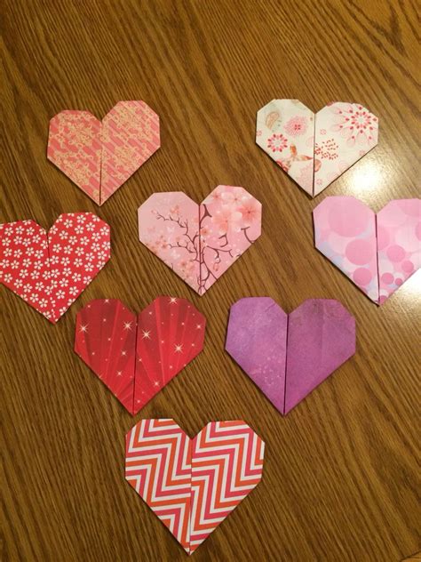 Origami Hearts For Valentines Day Origami Heart Crafts Valentines