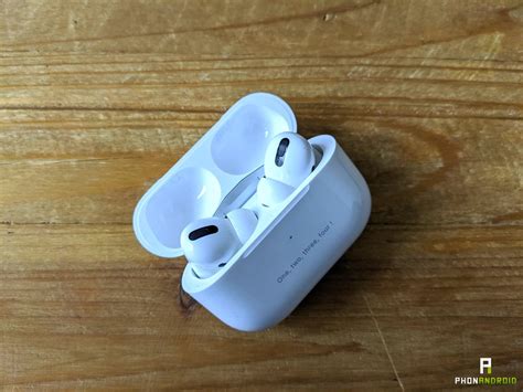 If you have airpods pro or airpods (2nd generation) and you already set up hey siri on your iphone, then hey siri is ready to use with your airpods. Test des Airpods Pro : Apple fait son intraspection