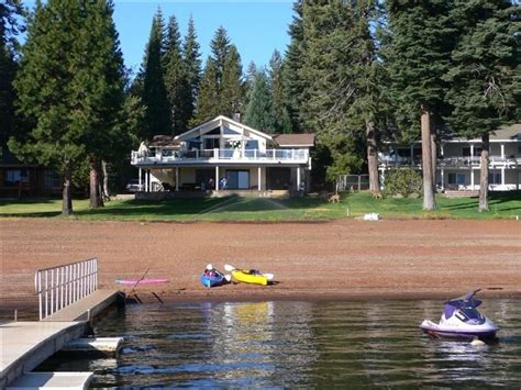 Great Beach Lakefront Home In Lake Almanor Country Club Lake