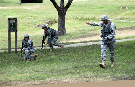 401st Mi Co Conducts Warrior Tasks Battle Drills Article The