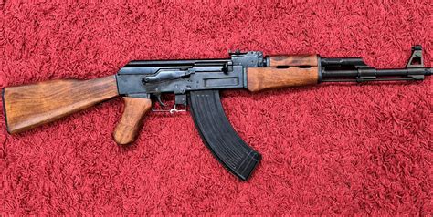 Gyülekezés Meglepődött Paranai Folyó Automatic Kalashnikov 47 Gallér