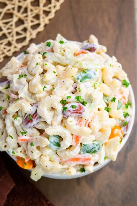 The best, classic, old fashioned, quick and easy macaroni salad recipe
