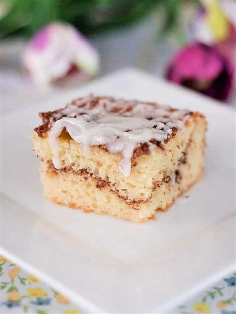 Easy Honey Bun Cake Recipe From A Boxed Mix