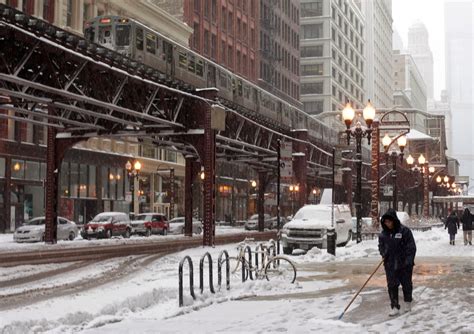 Midtown Bloggermanhattan Valley Follies Surviving The Chicago Winter
