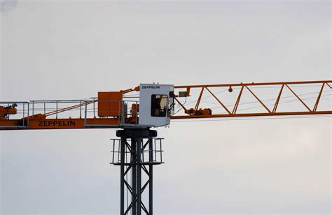 A Guide To Construction Tower Cranes Files