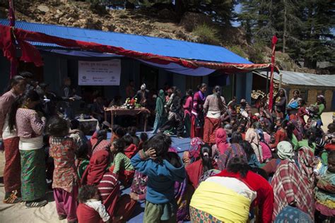 Lesilio Delle Donne Nepalesi è Tempo Di Agire Diversamente Una Mano