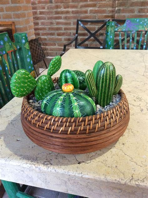 Rock cactus garden | Rock cactus, Painted rock cactus, Cactus rocks
