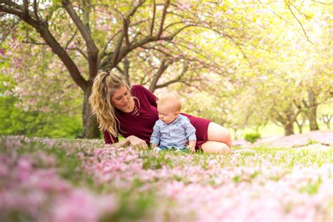 Mommy Me Photoshoot Ideas Perfect For First Mothers Day First