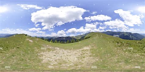360° View Of Towards Ineu Peak Rodna Mountains Romania Alamy