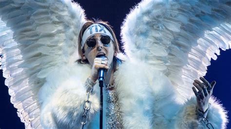 Beiträge über tix von benjamin hertlein, florian rahn, douze points, manu, peter, esc kompakt, max und berenike. Tix Fallen Angel : TIX presenta el videoclip oficial de ...