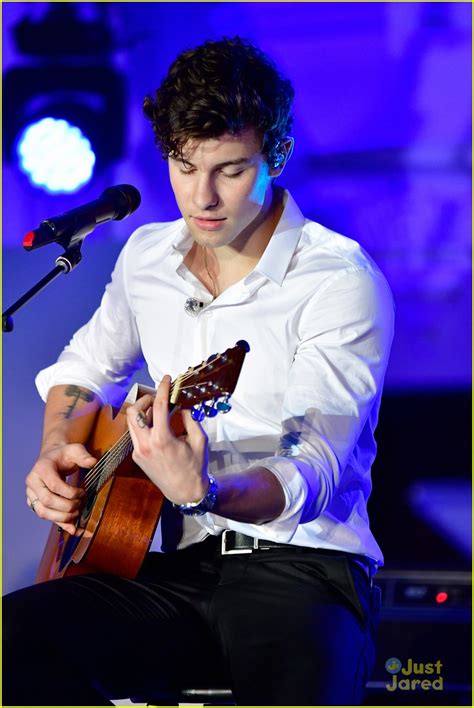Shawn Mendes Celebrates And Performs At Spotifys Secret Genius Awards Photo 1120075 Photo