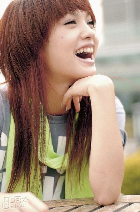 楊丞琳／rainie yang【雨愛】rainie love (ktv with pinyin＋quick quiz). 楊丞琳寫真照片 - 第151張/共200張