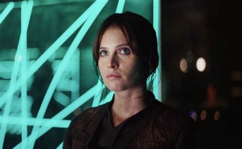 Theres A New Rogue One A Star Wars Story Trailer And Its Awesome