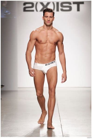 2xist Hits The Catwalk With Springsummer 2015 Underwear More