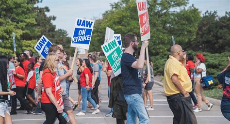 Gm Could Be Close To A Deal To End Uaw Strike Carscoops